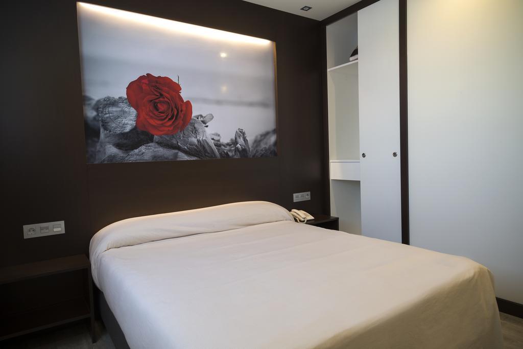 Hotel La Posada De Roces Хихон Экстерьер фото