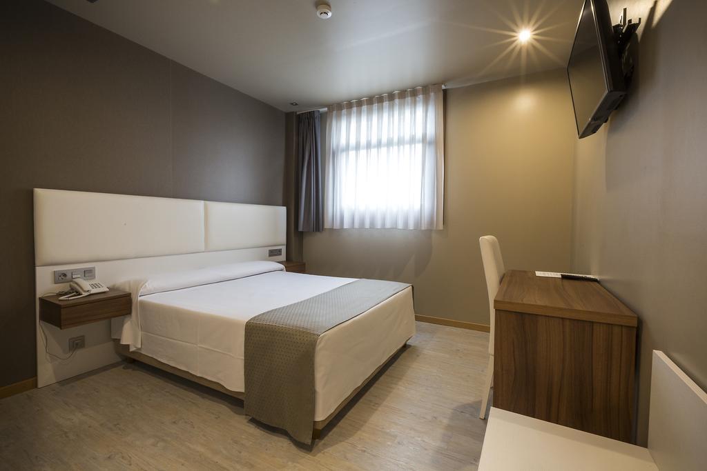 Hotel La Posada De Roces Хихон Экстерьер фото